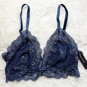 Ambrielle Blue And‎ Gold Bralette NWT Size XL